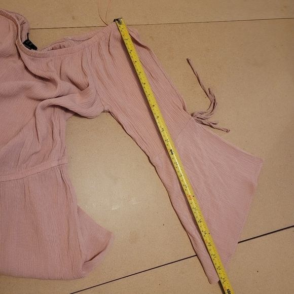 U2B Urban Planet romper,Off/On shoulders,bell peekaboo sleeves,M - Picture 6 of 10